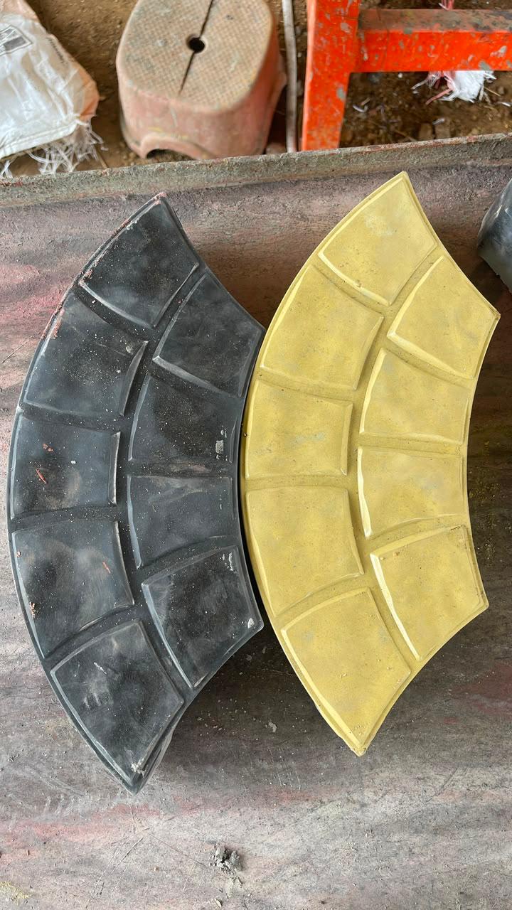 Concrete cover block and paver samples