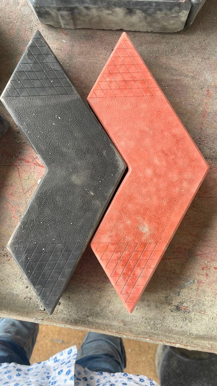 Zigzag fly ash paver blocks in charcoal and red