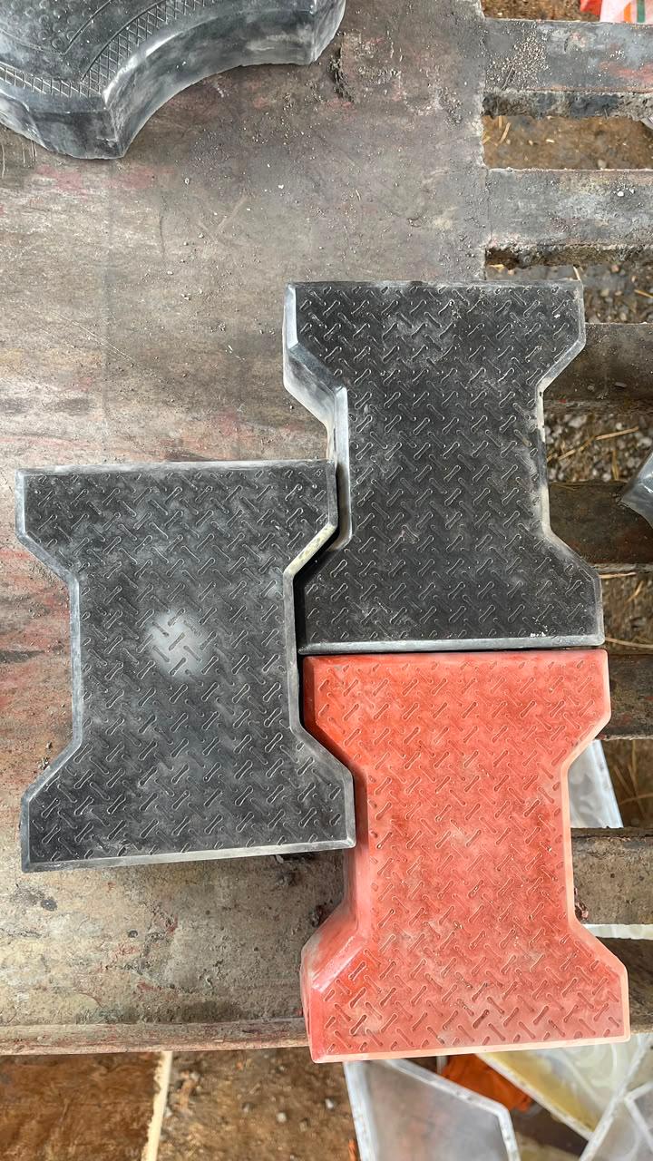 I-shape interlocking paver blocks in charcoal and red finish